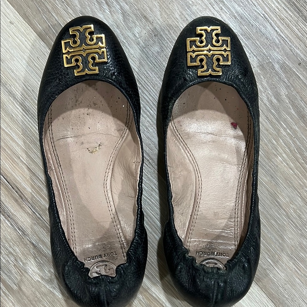 Tory Burch Black Flats with Gold Logo and Rounded Toe